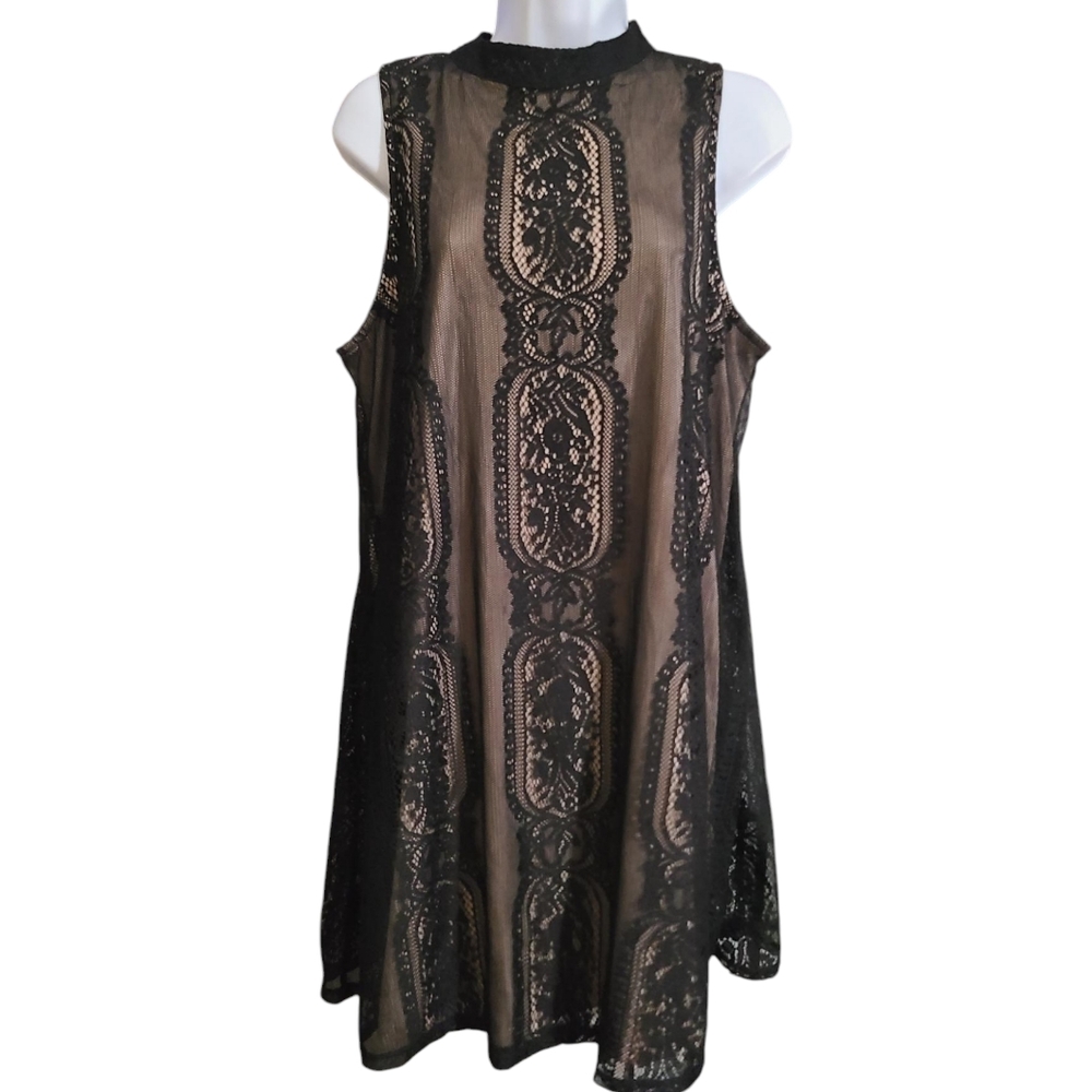 LOVE FIRE New Nude and black lace dress L